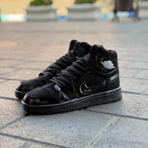 نایک ایرجردن 1 ساقدار مشکی ورنی(triple black)