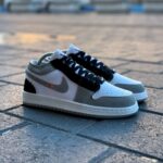 نایک ایر جردن 1 مشکی سفید پشتو رو(se craft)