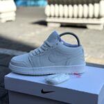 نایک ایرجردن 1 سفید تمام(triple white) - Image 4