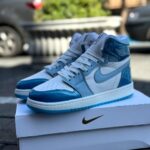 نایک ایرجردن 1 سفید آبی ساقدار ورنی(white blue)