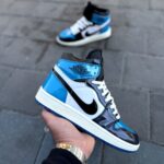 نایک ایرجردن 1 آبی مشکی ساقدار ورنی(Unc toe) - Image 3