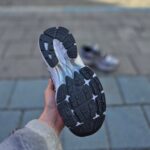 نیوبالانس سفید نقره ای (new balance 1064) - Image 4